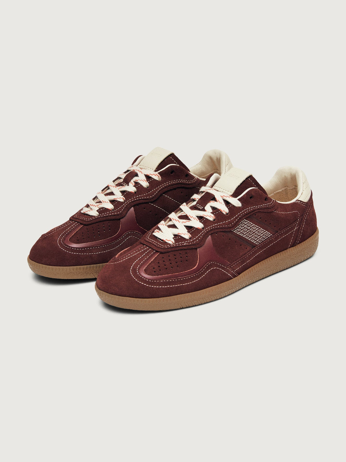 Tb.69 Rife - Burgundy Suede