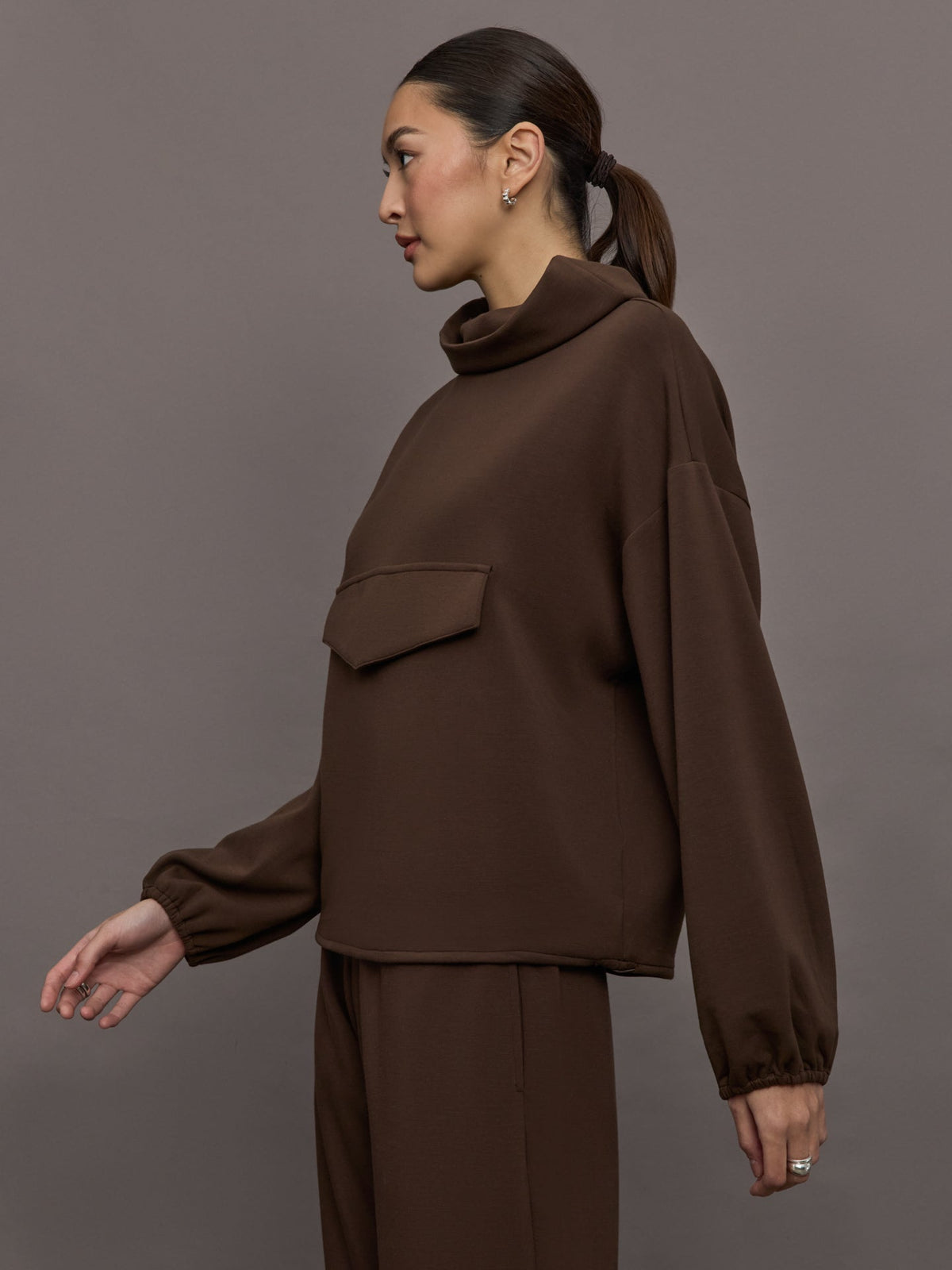Pullover Sweatshirt in Scuba - Carafe