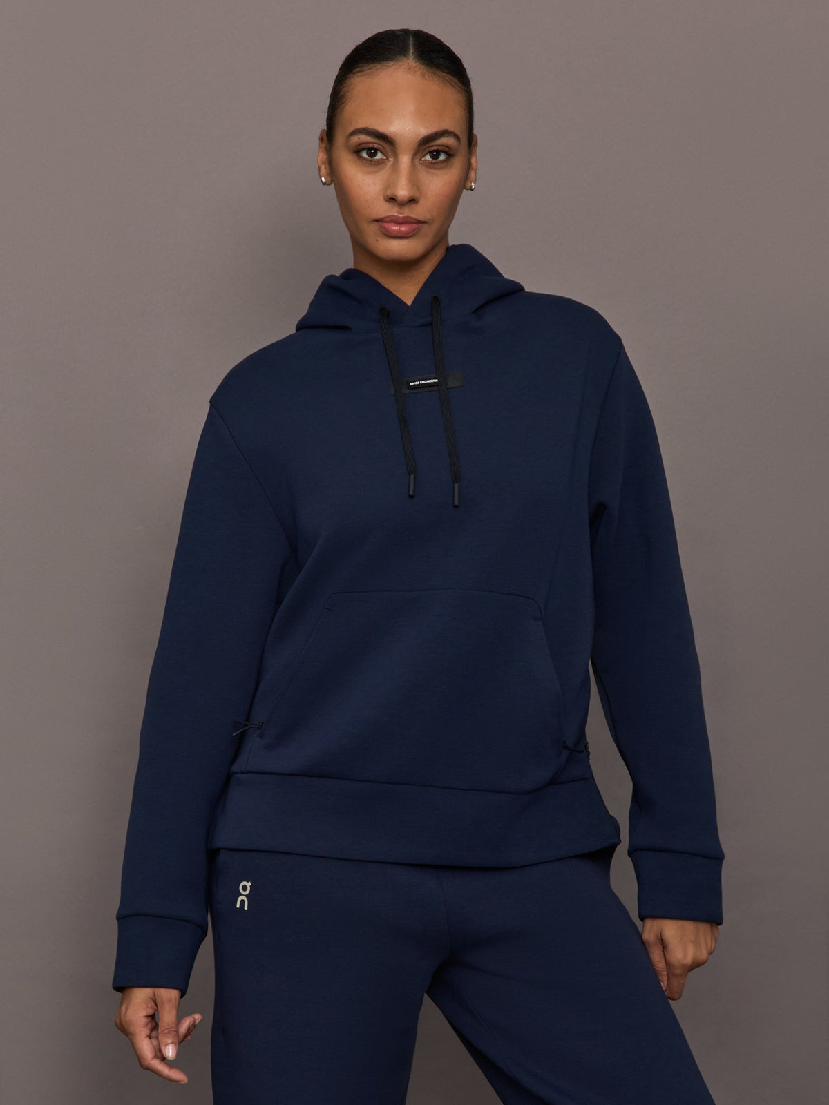 Focus Tech Hoodie - Navy
