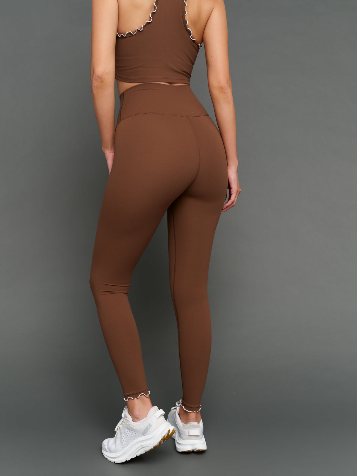 Contrast Scallop Edge Legging in Melt - Carafe/White