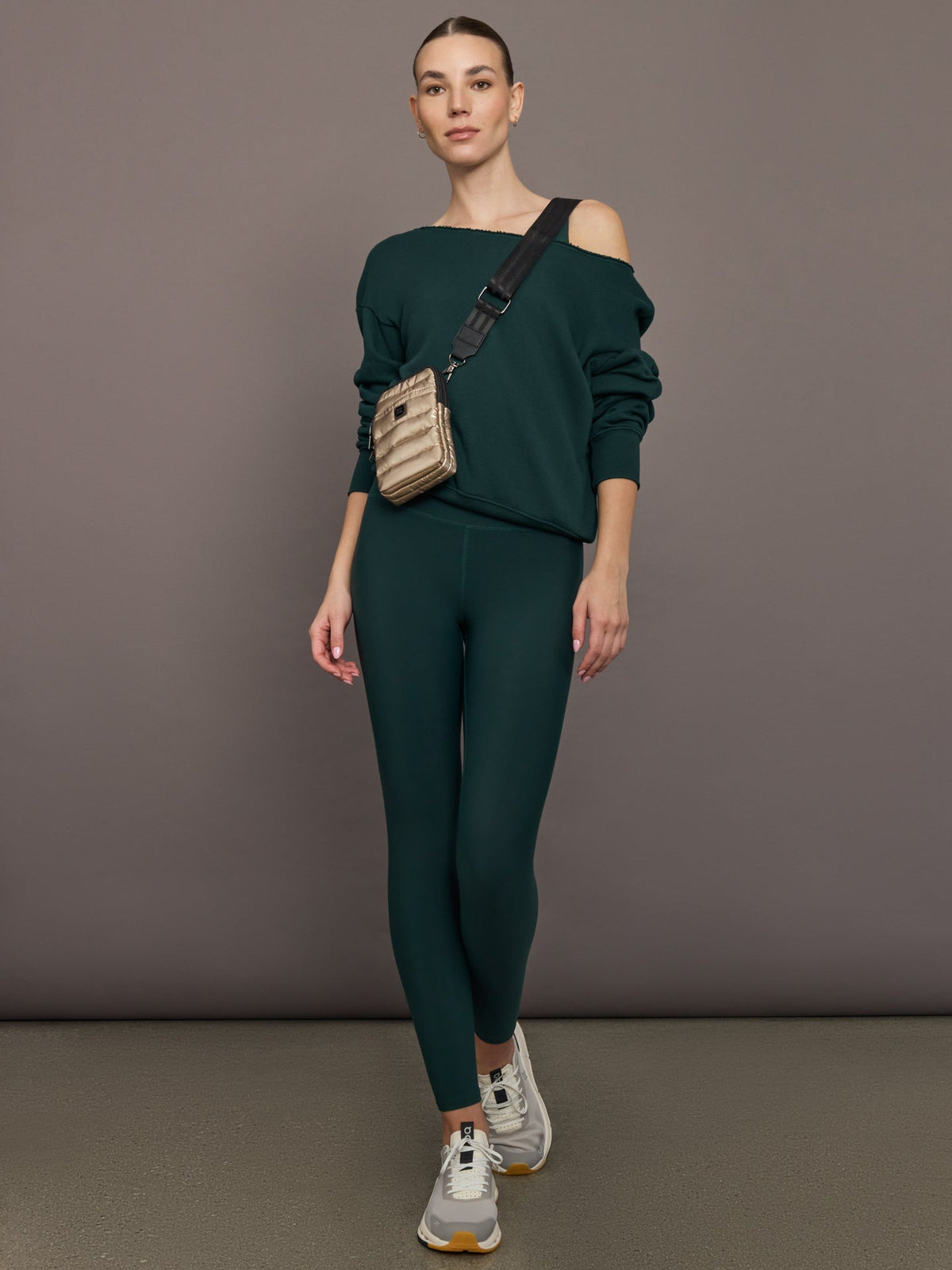 Off Shoulder Sweatshirt in French Terry - Forest