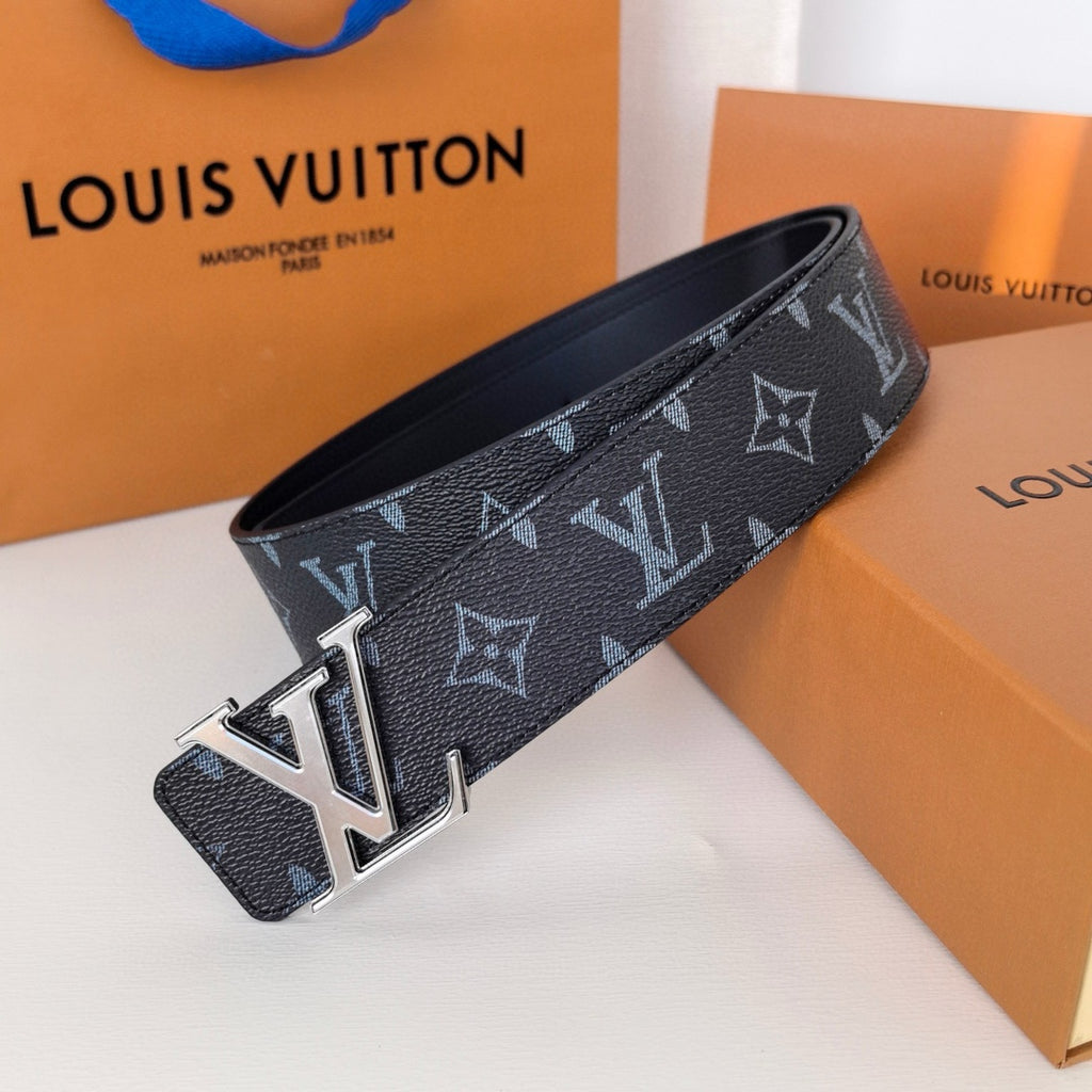 Louis Vuitton LV Initiales 40MM Reversible Belt Monogram Gradient Navy