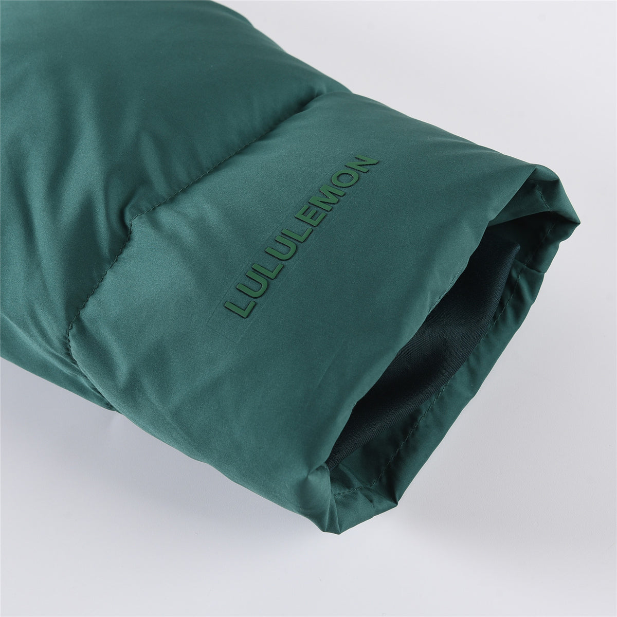 lululemon Women's Wunder Puff Water-Repellent Cropped Down Jacket in Storm Teal