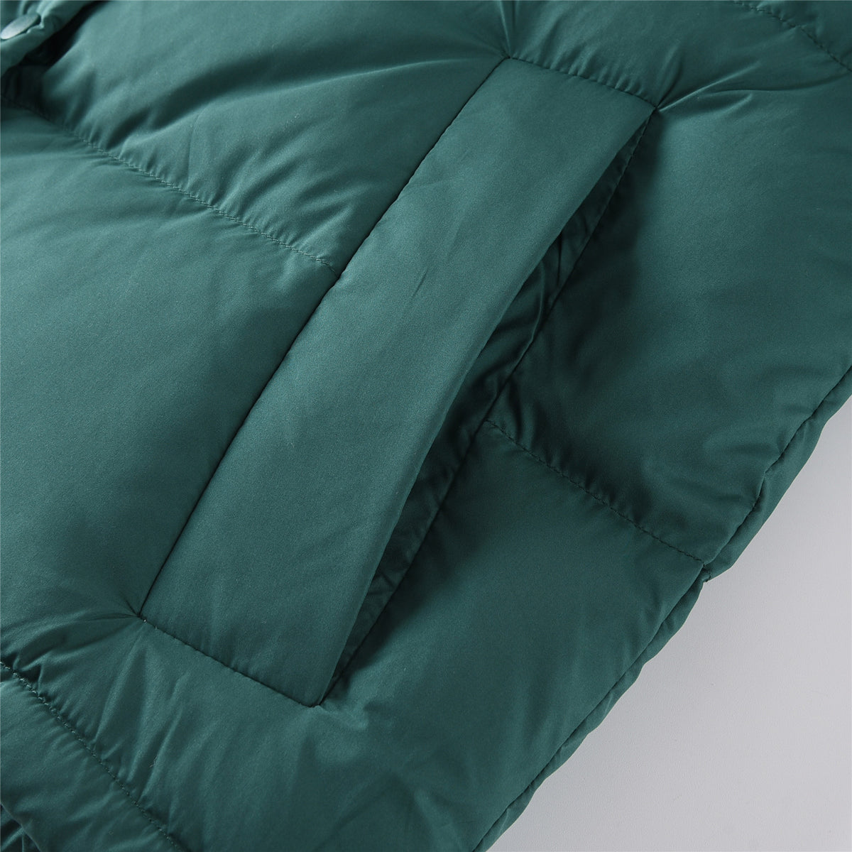 lululemon Women's Wunder Puff Water-Repellent Cropped Down Jacket in Storm Teal