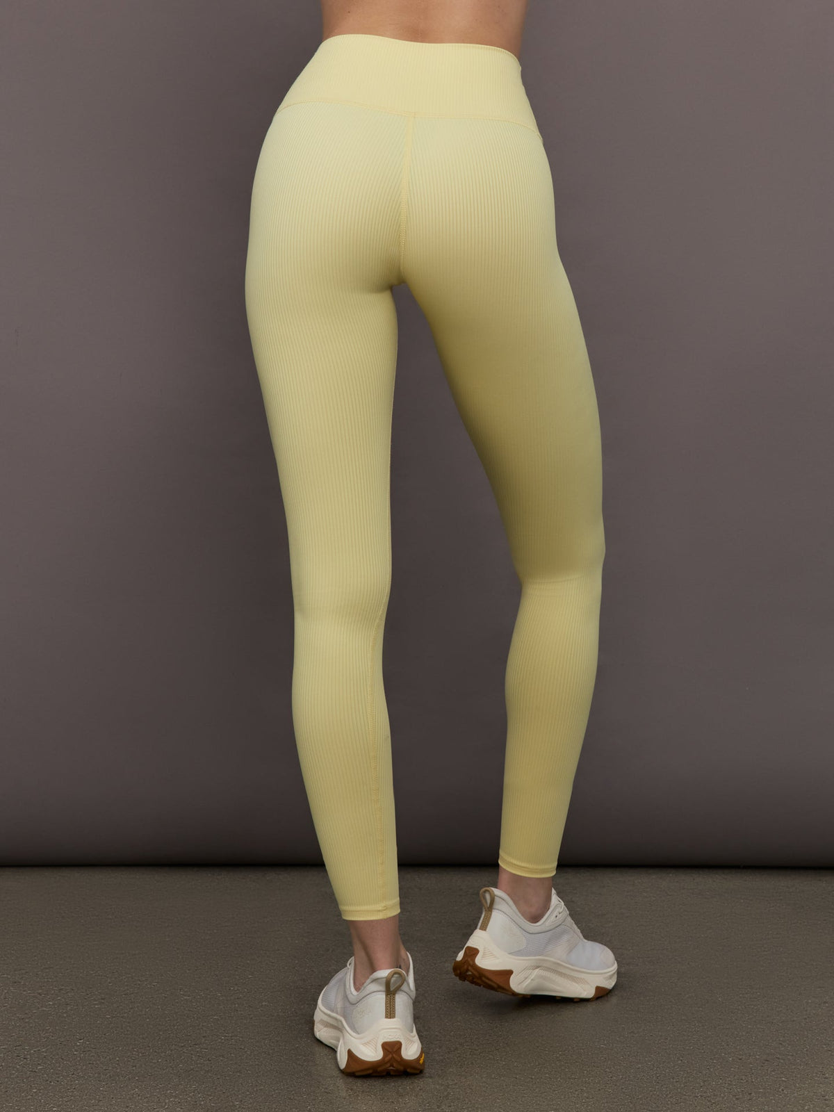 High Rise Legging in Ribbed Melt - Banana
