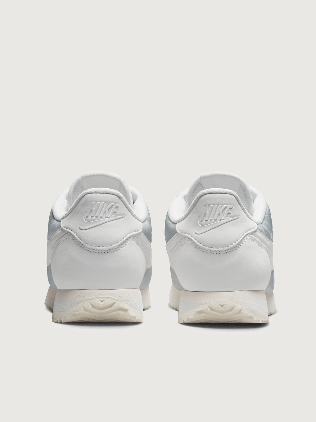 W Nike Cortez - Platinum Tint/Platinum Tint-Phantom