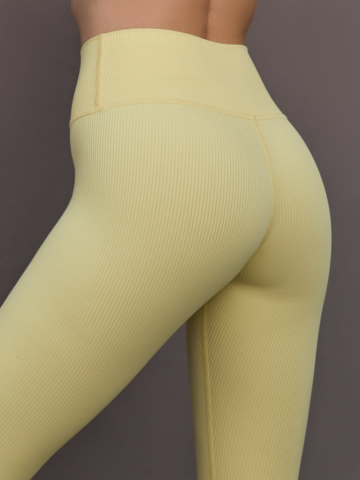 High Rise Legging in Ribbed Melt - Banana