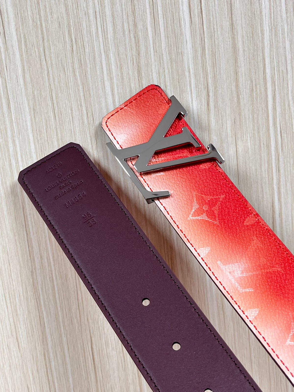 Louis Vuitton LV Initiales Reversible Belt Monogram Pigment Red/Orange 40MM