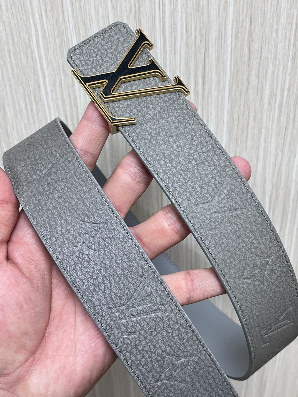 Louis Vuitton LV Initiales 40MM Reversible Belt Taurillon Monogram Light Blue