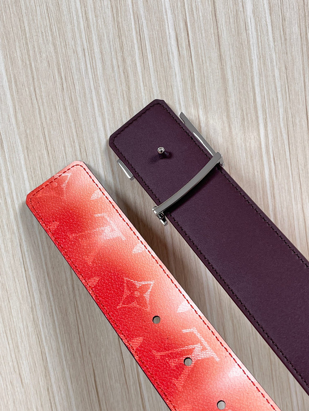 Louis Vuitton LV Initiales Reversible Belt Monogram Pigment Red/Orange 40MM