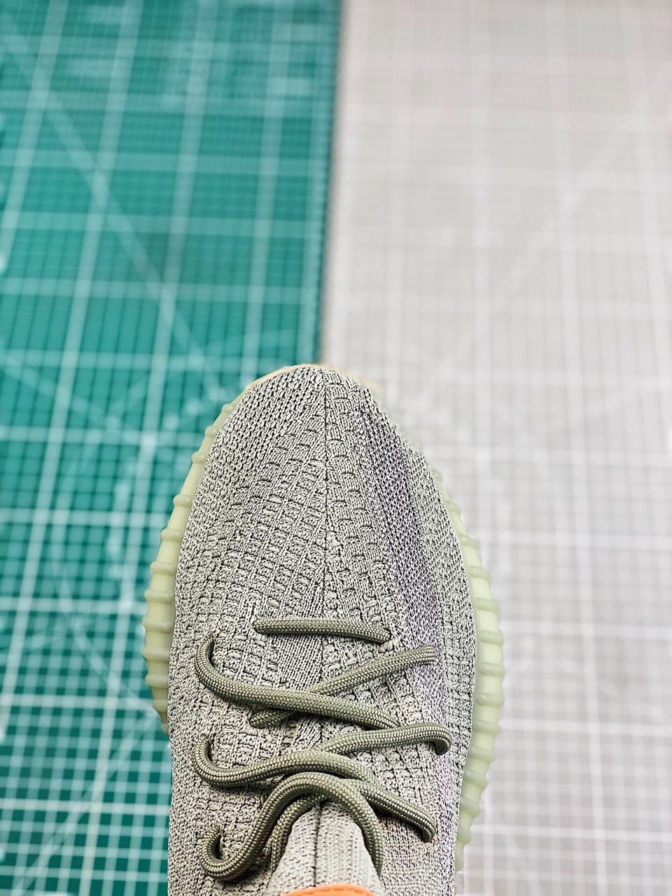 Adidas Yeezy Boost 350