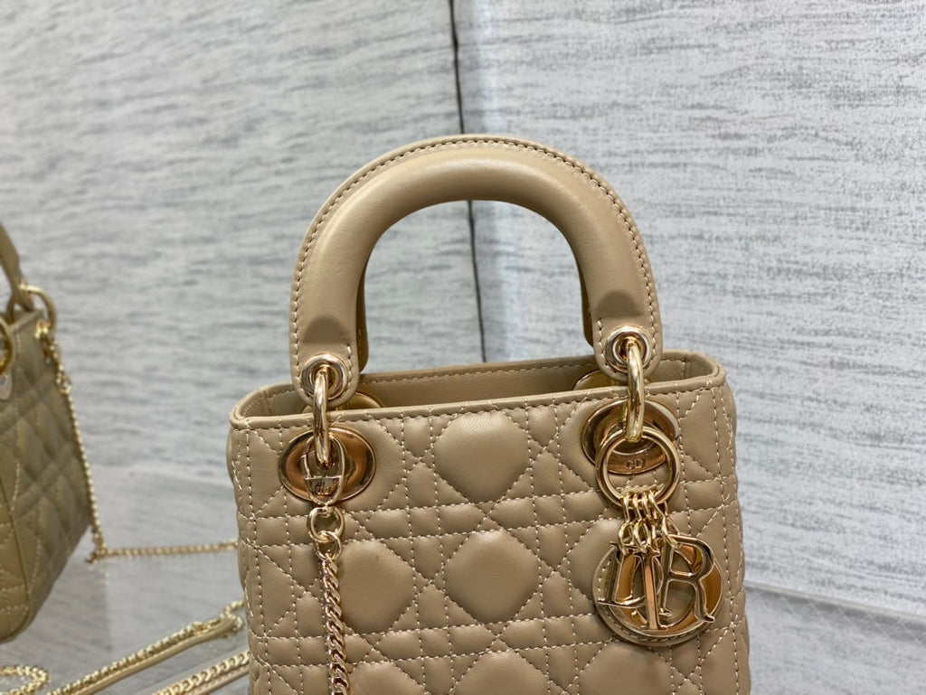 mini lady 17 camel lambskin