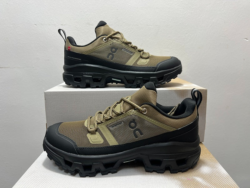 On Cloudrock Low Waterproof Hunter/Black
