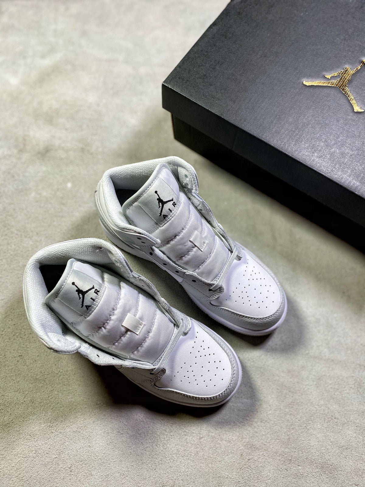 Air Jordan 1 Mid Grey Camo