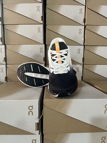 On Cloudsurfer Black/White/Orange