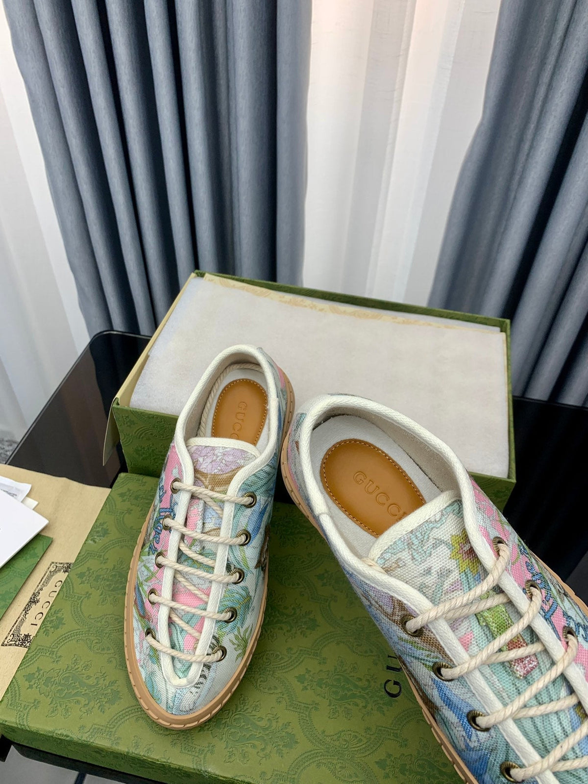 GG UNIQUE SNEAKER THICK-SOLE GRASS MOTIF CANVAS