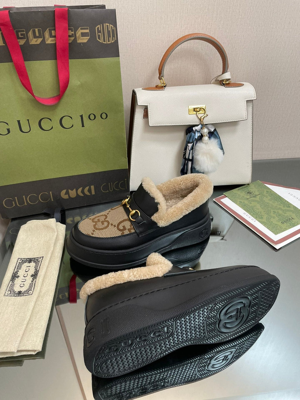 GG LOAFER IN PEANUT BROWN JACQUARD AND BLACK CALFSKIN WITH BEIGE WOOL LINING