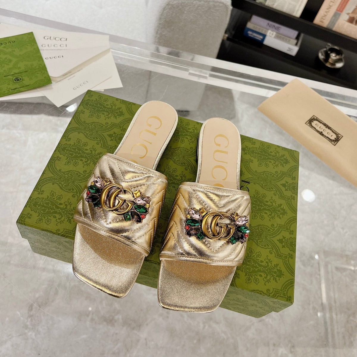 GG SPARKLE CRYSTAL SLIDE SANDAL METALLIC GOLD CALFSKIN