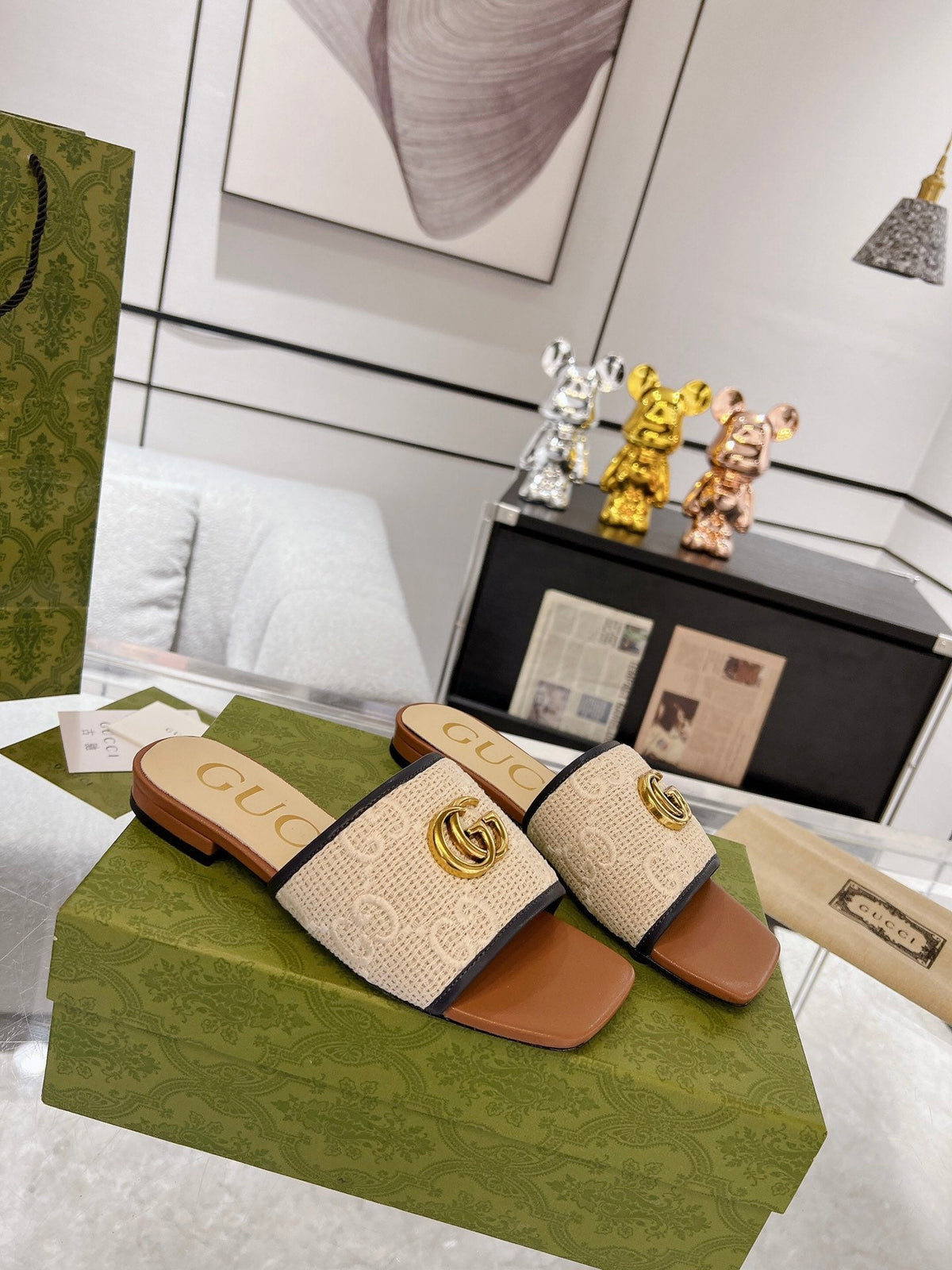 GG EXCLUSIVE SLIDE SANDAL CARAMEL AND CREAM SEDGE