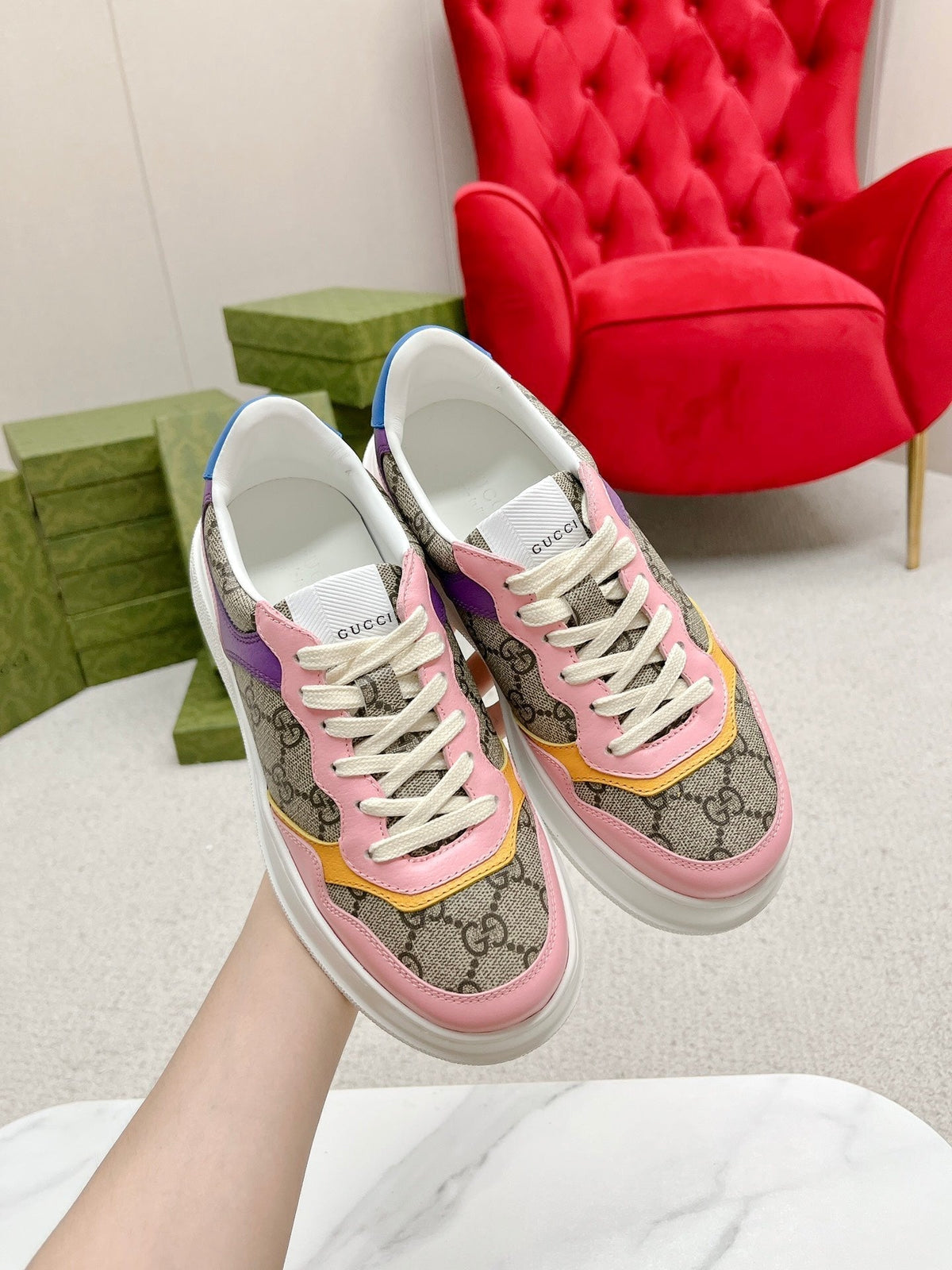 GG TRAINER LIGHT BROWN AND PINK CALFSKIN