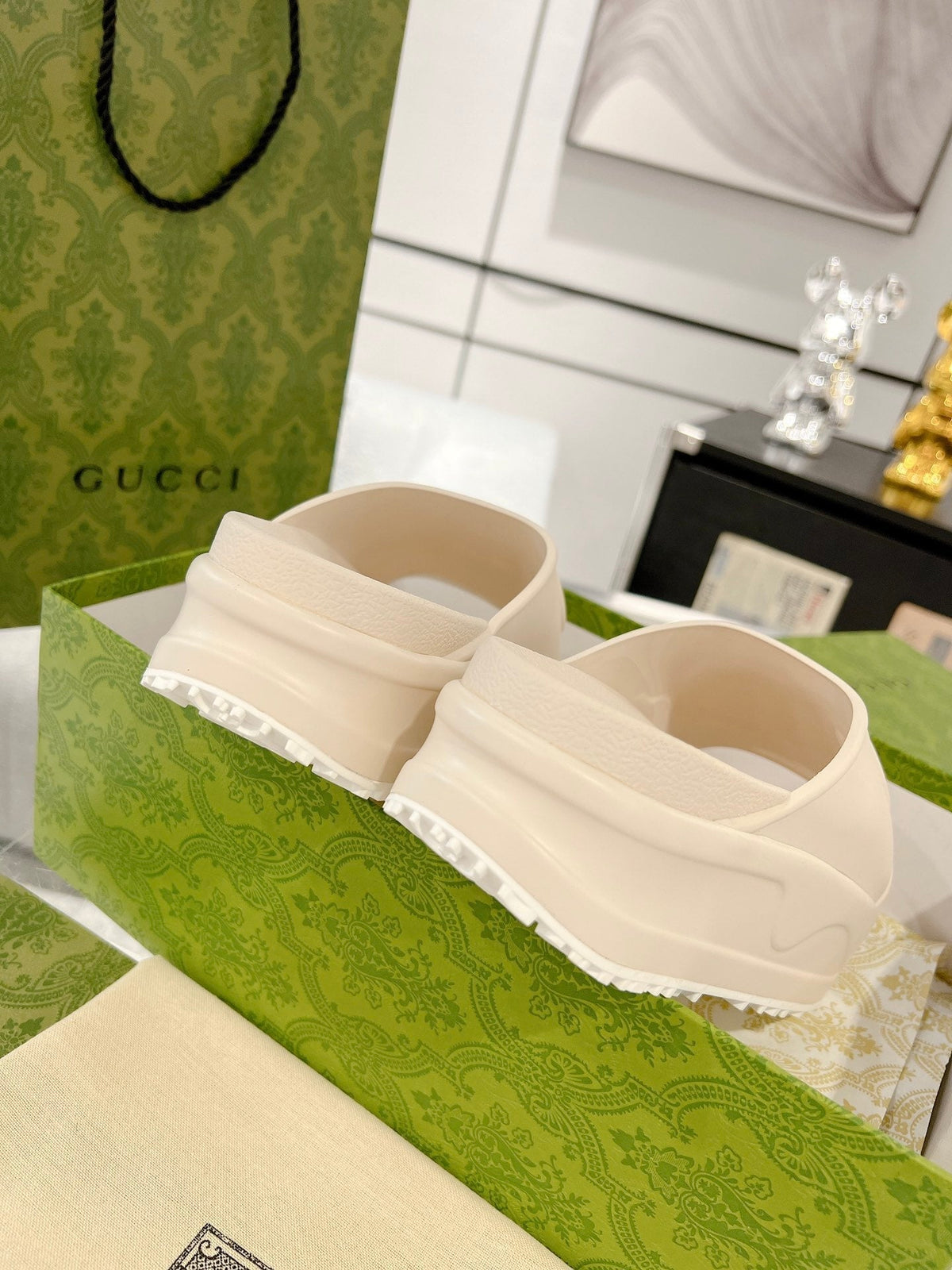 GC 25 Interlocking G 50mm Slide Sandal Ivory Cowhide 292379