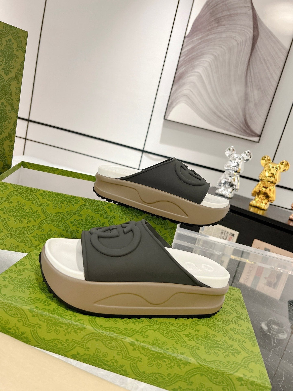 GC 25 Interlocking G 50mm Slide Sandal Jet Black White Cowhide 292381