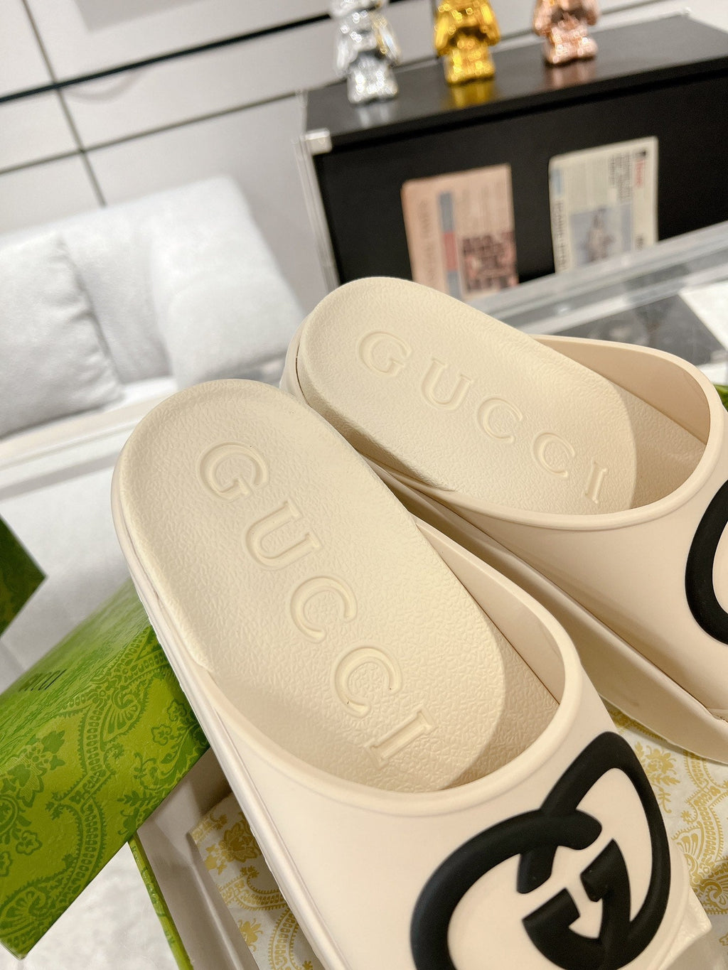 GC 25 Interlocking G 50mm Slide Sandal Beige Black Cowhide 292398