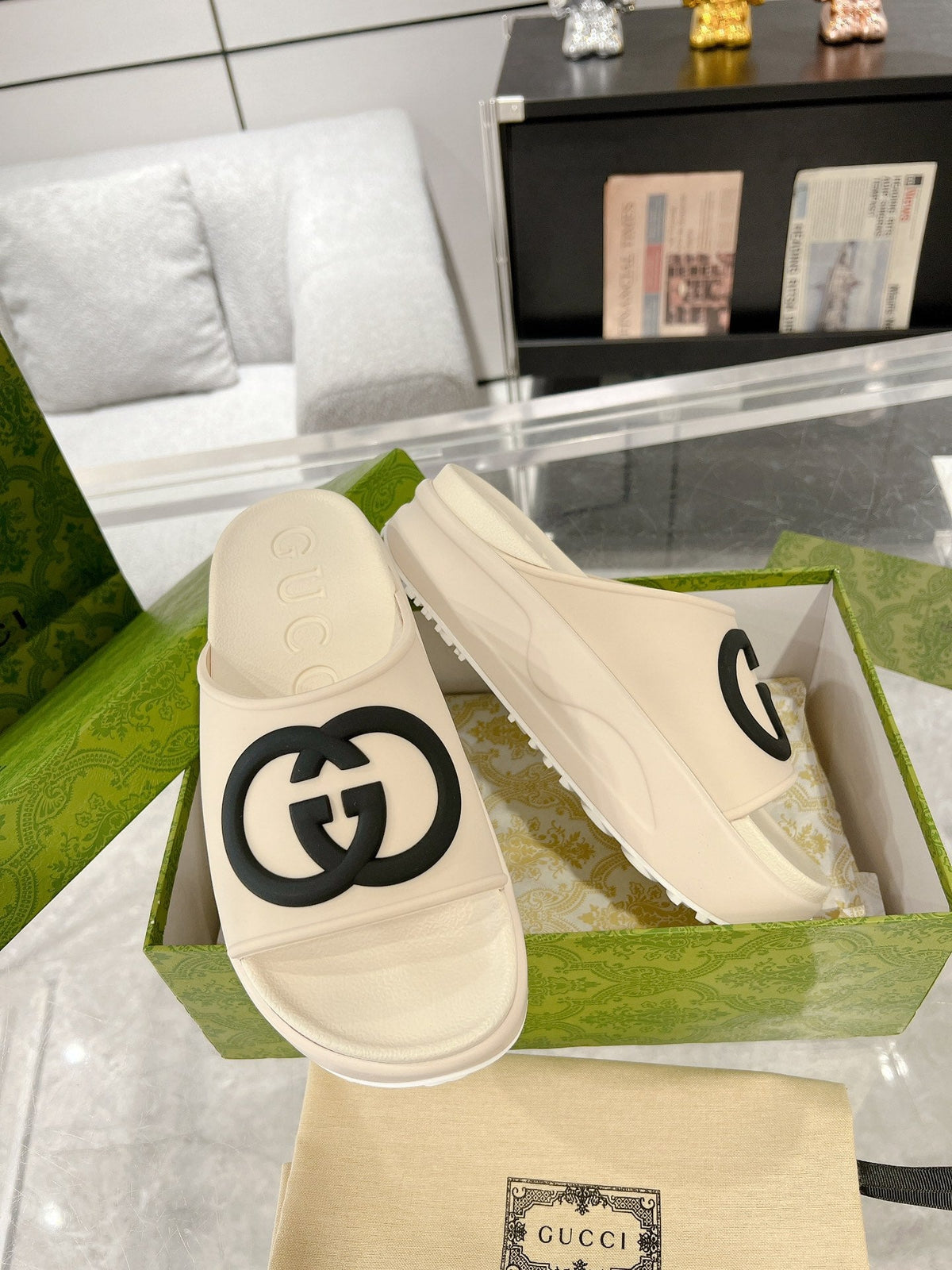 GC 25 Interlocking G 50mm Slide Sandal Beige Black Cowhide 292398