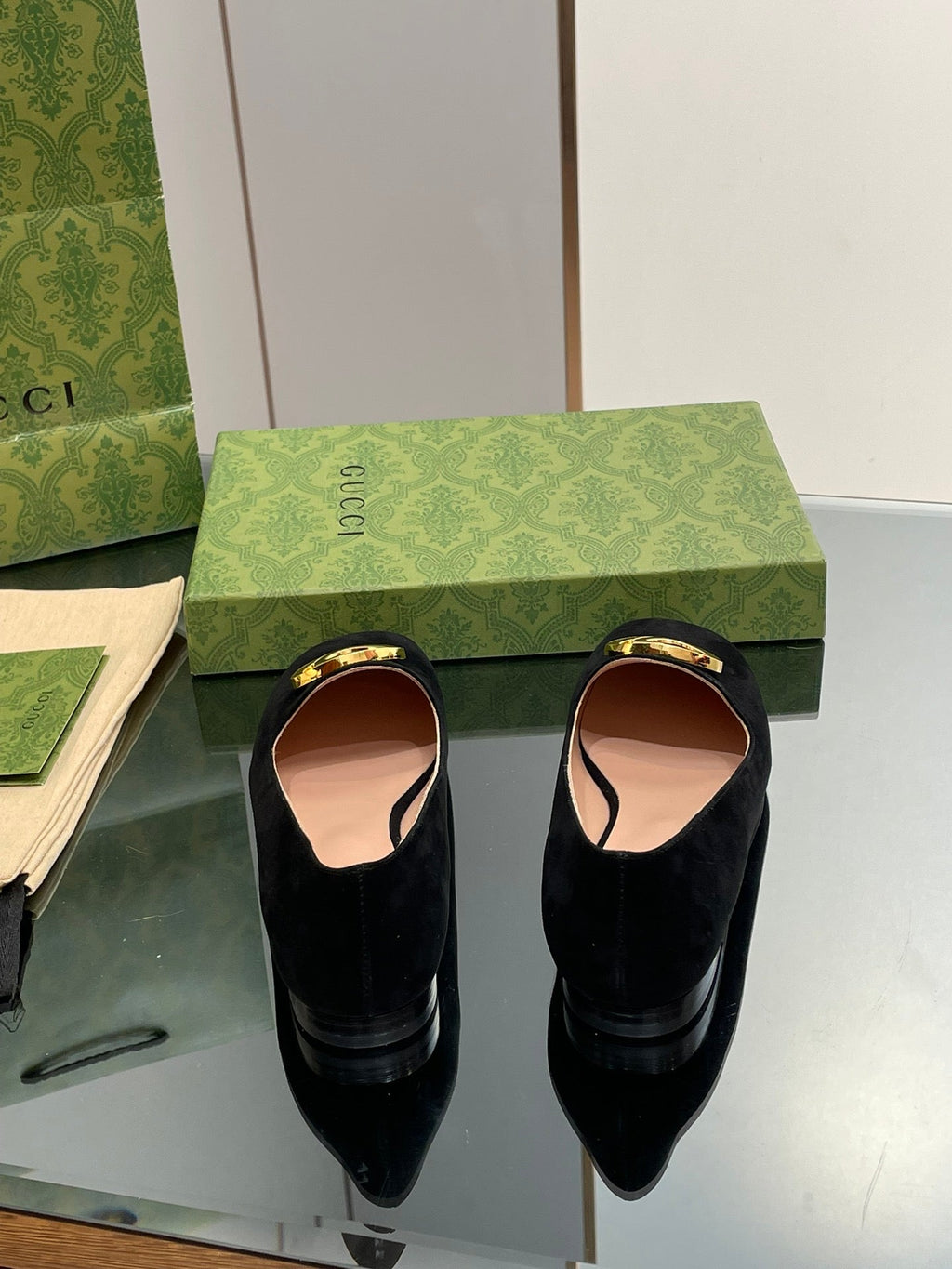 BLONDIE LOGO-PLAQUE LOAFERS IN BLACK SUEDE