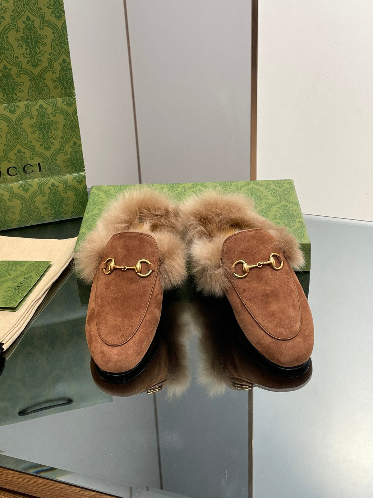 HORSEBIT MULE IN BRONZE BROWN SUEDE AND LAMB WOOL LINING