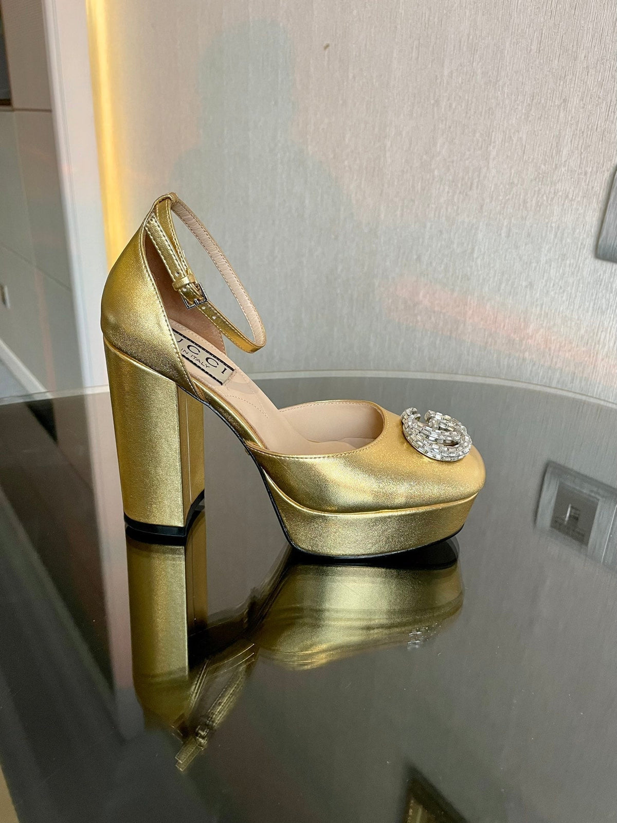 platform pump 12cm with double g gold metalic patent leather