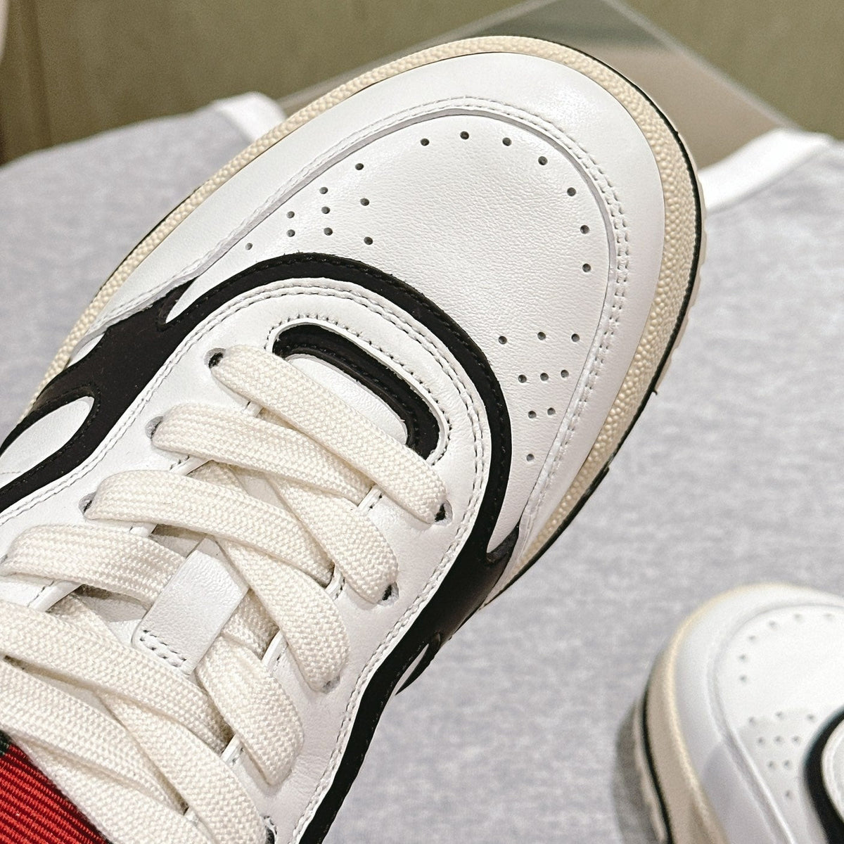 GG Retro sneakers WHite Black