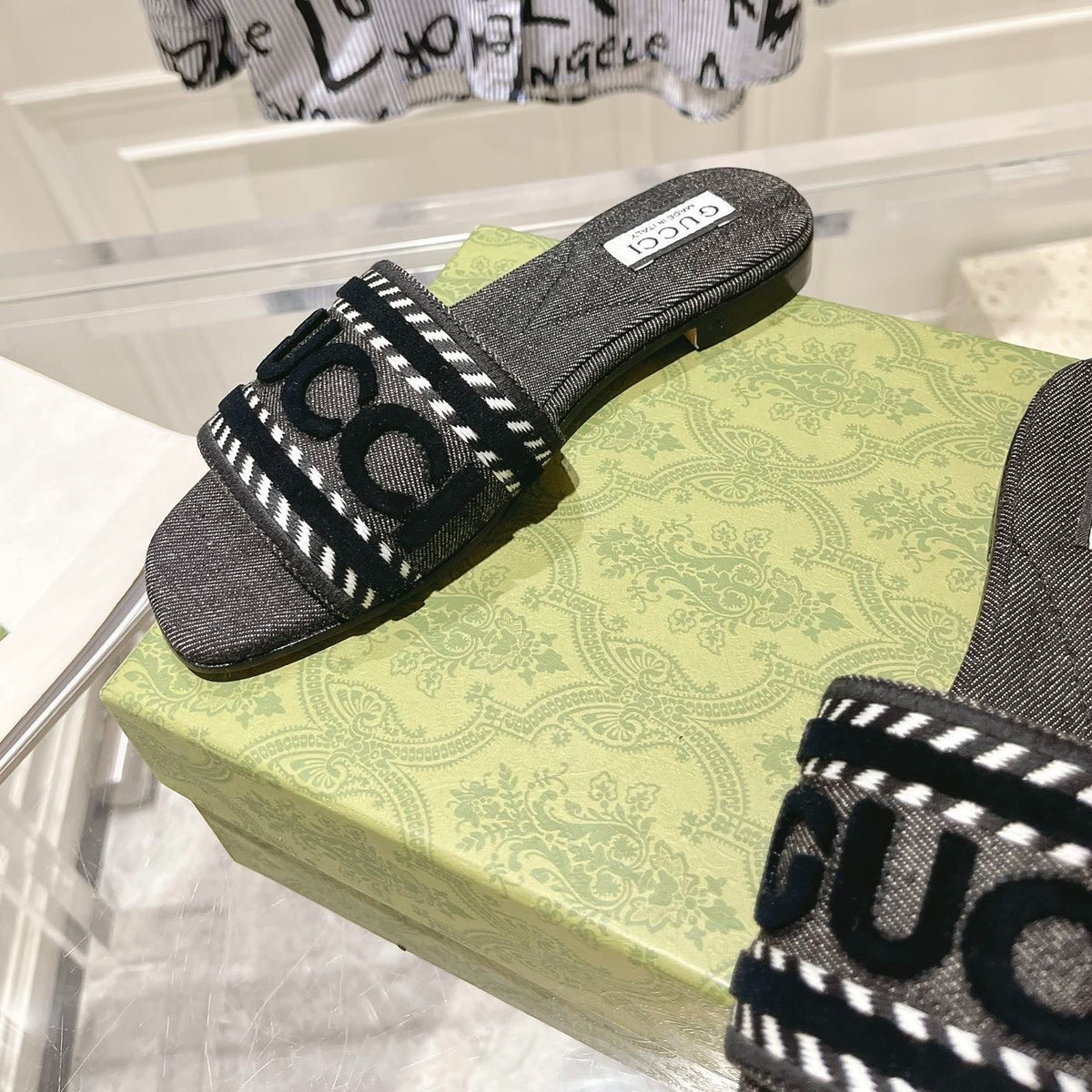 GG  Interlocking double G hollow slippers Black