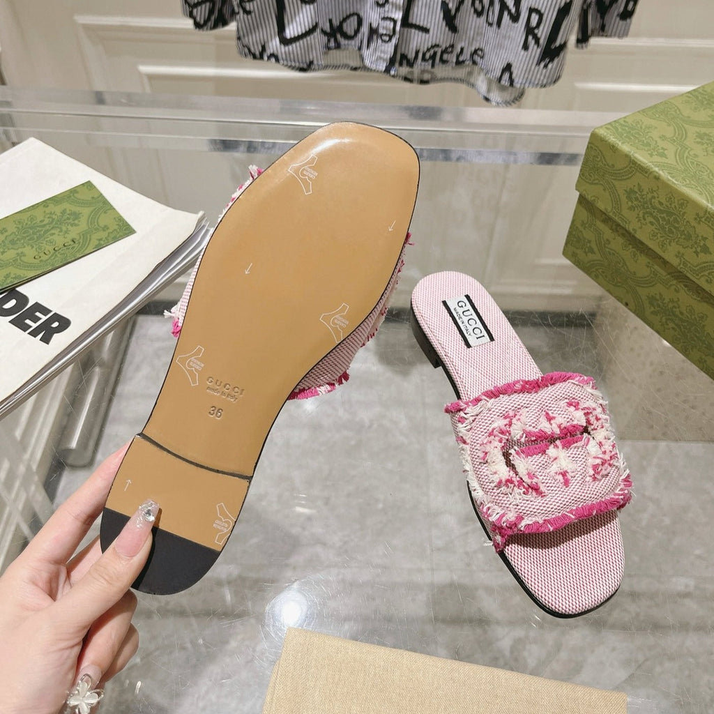 GG  Interlocking double G hollow slippers Neon pink