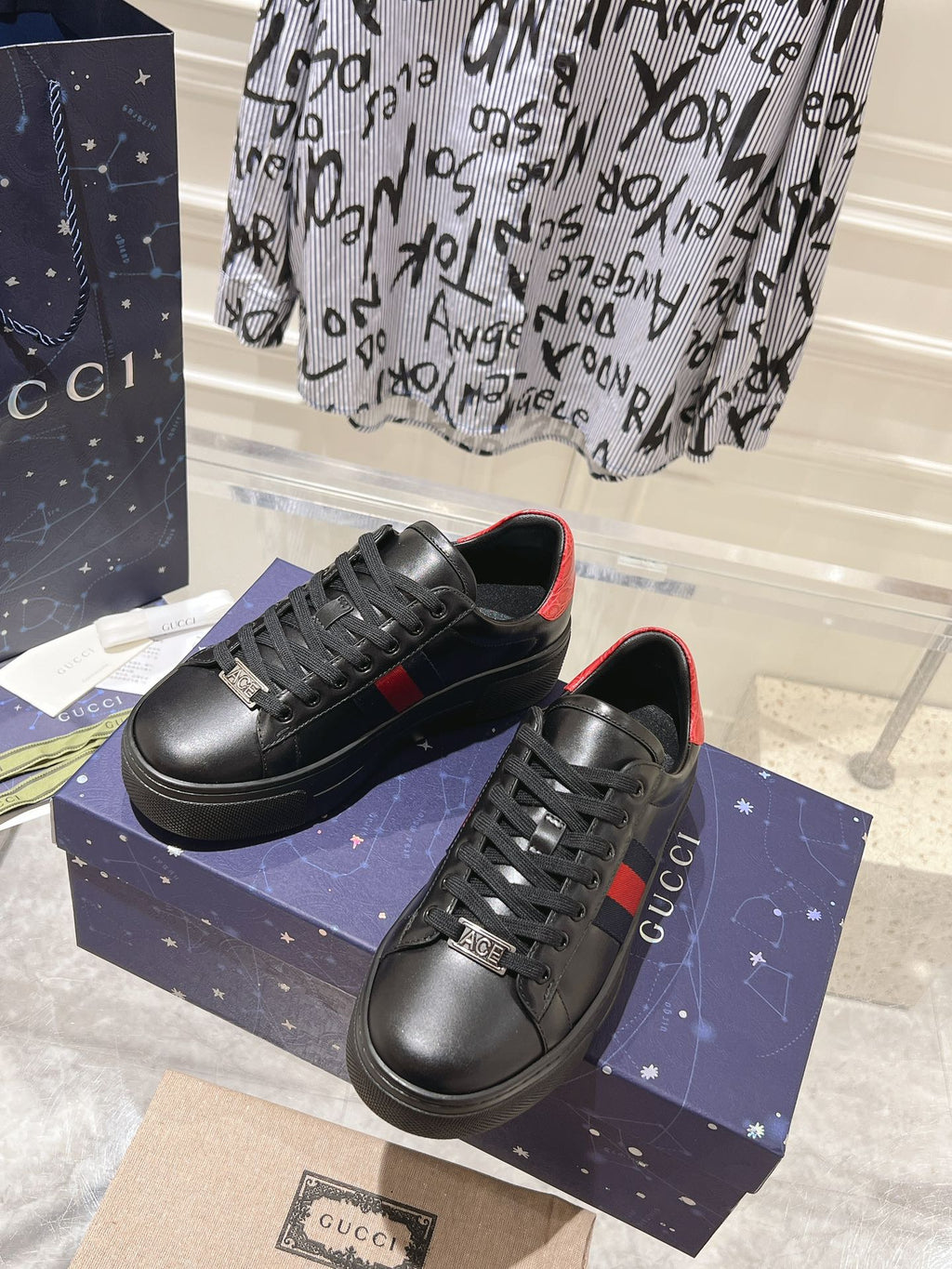 GG ACE 30 SUPREME TRAINER BLACK CALFSKIN
