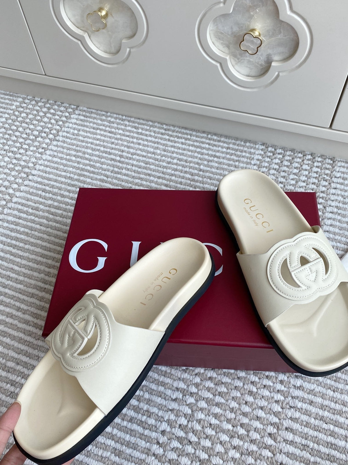 GC Slipper White Cowhide 291036