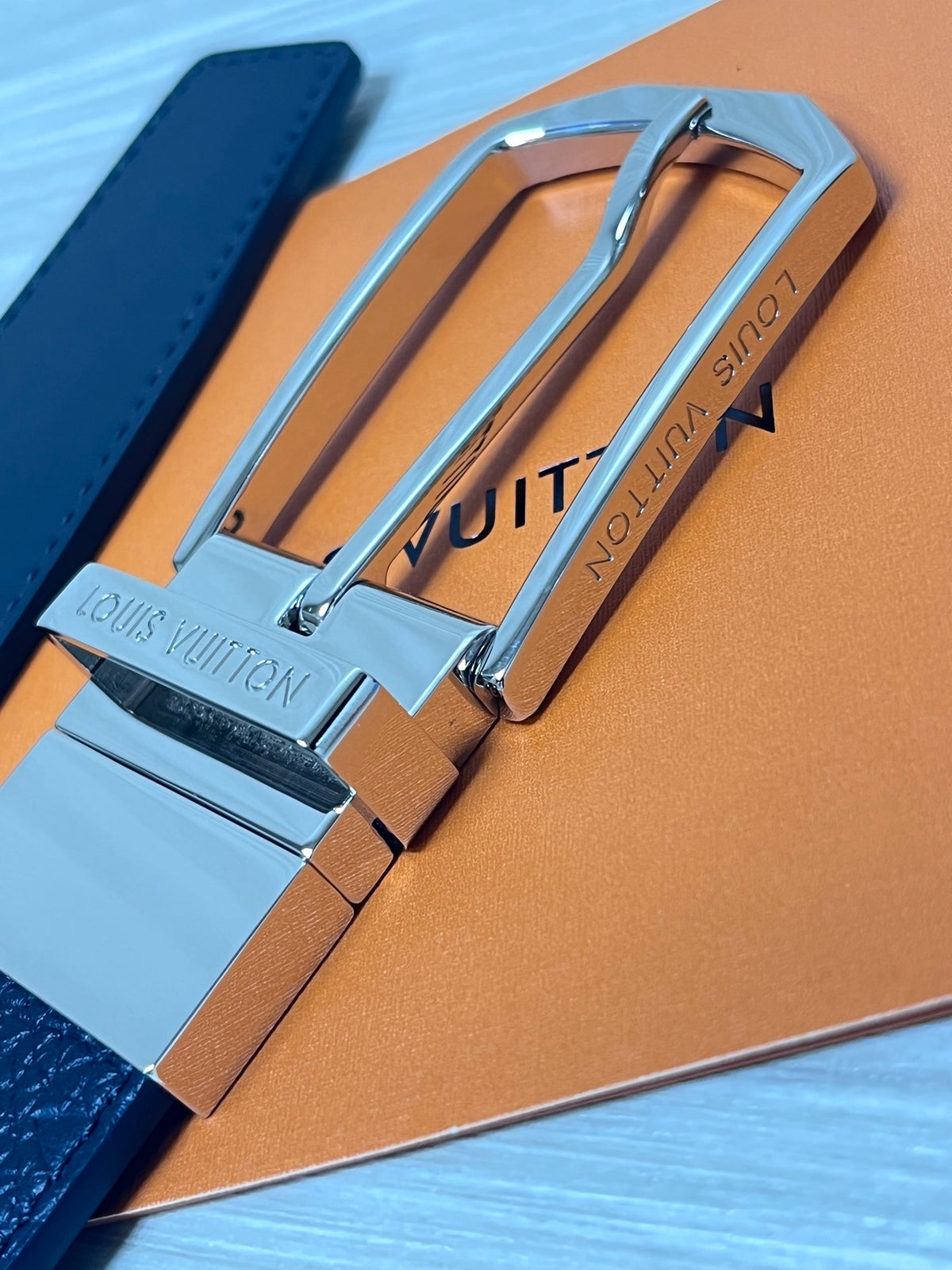 Louis Vuitton Slender 35mm Reversible Belt Other Leathers