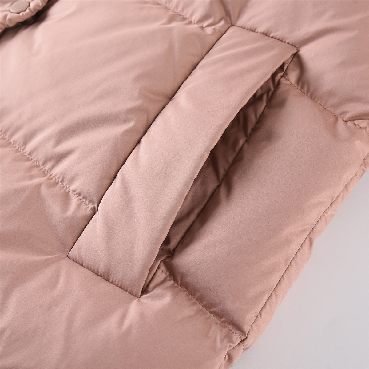 lululemon Women's Wunder Puff Water-Repellent Cropped Down Jacket in Velvet Dust