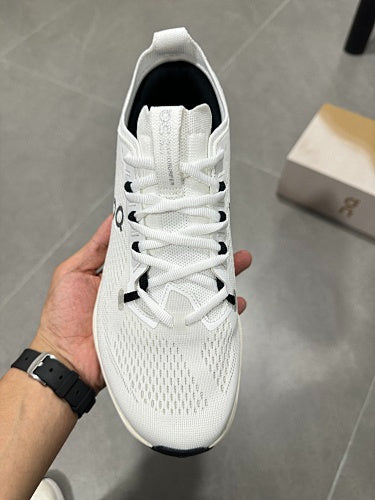 On Cloudsurfer Max White