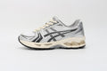ASICS Unisex GEL-Kayano 14 "White / Cream / Black" (Silver Cream Edition)