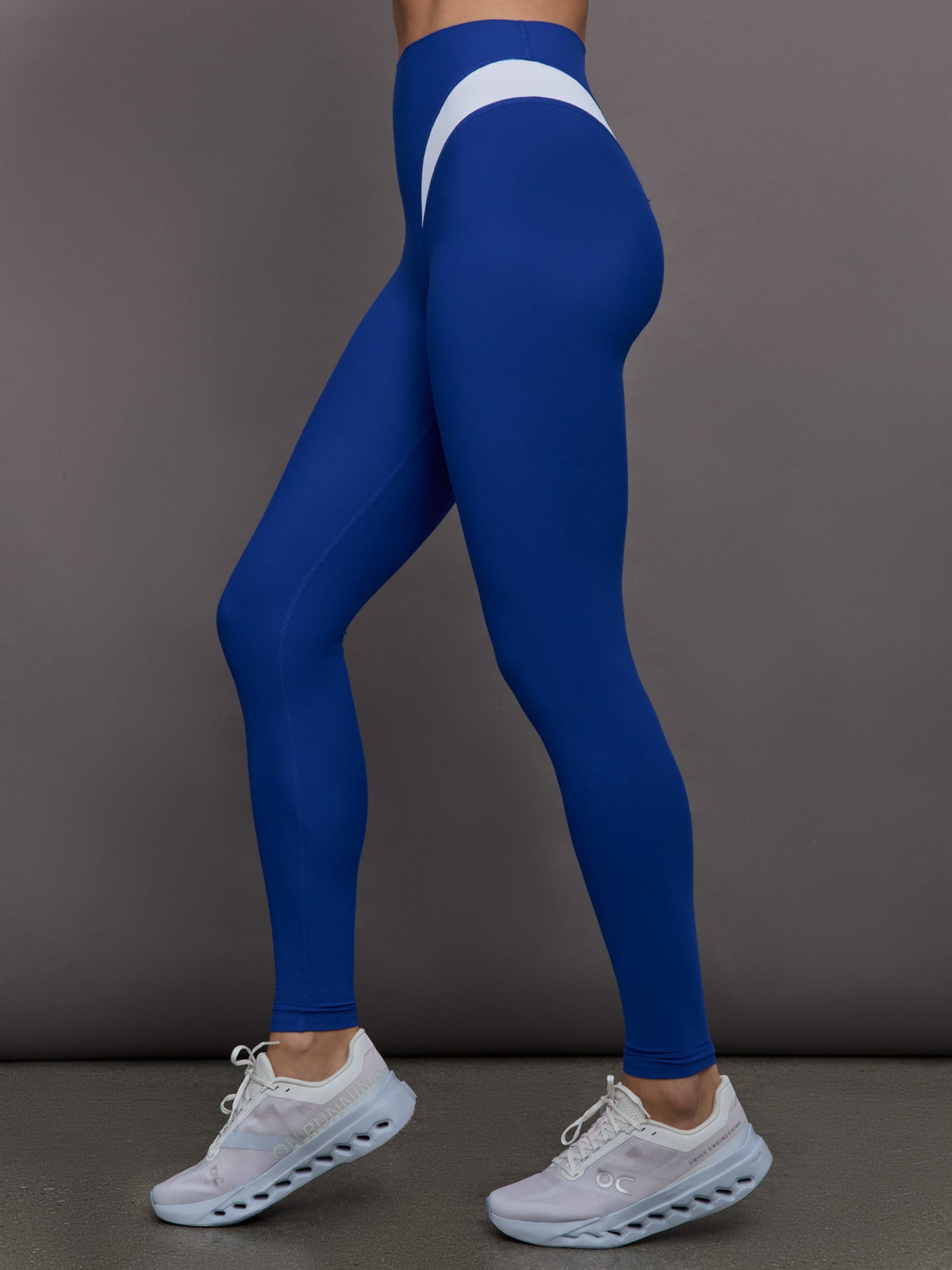 Spliced Colorblock Legging in Melt - Cobalt/White