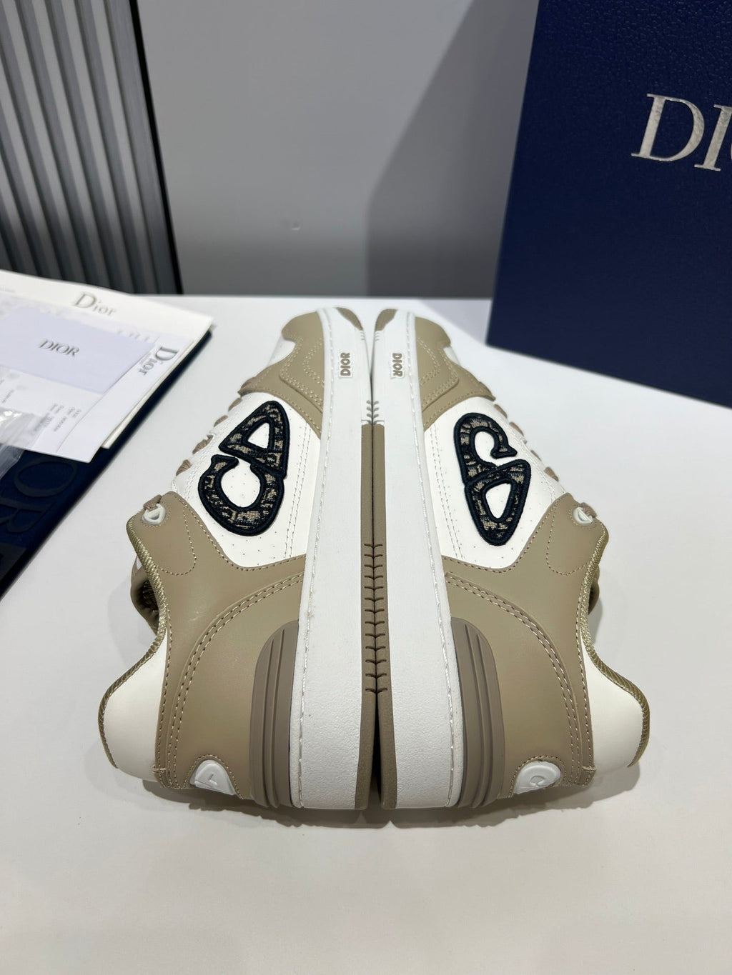 Dior