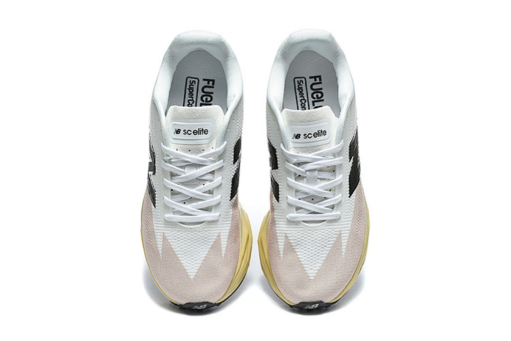 New Balance FuelCell SuperComp Elite v5 Linen Gold
