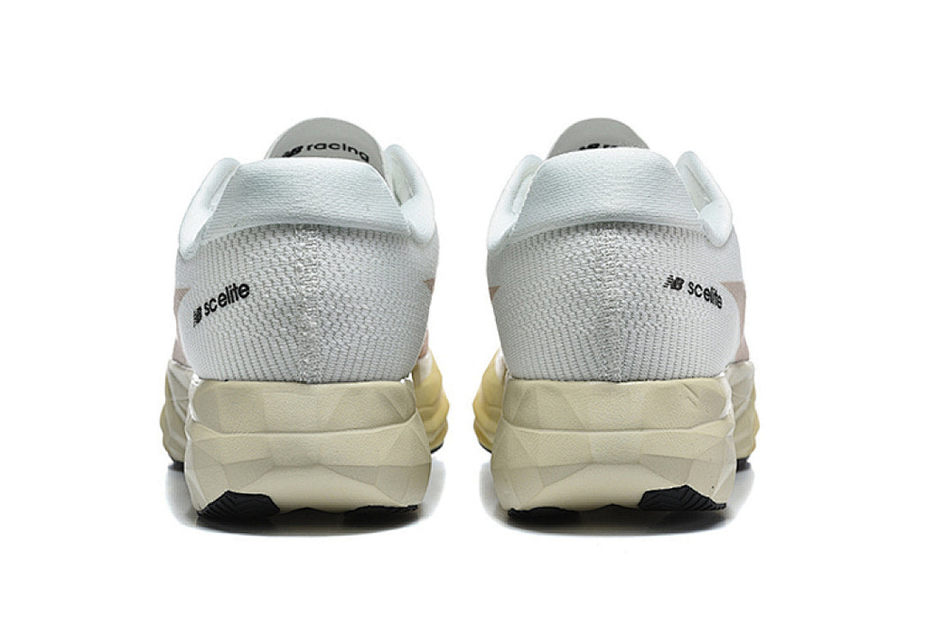 New Balance FuelCell SuperComp Elite v5 Linen Gold
