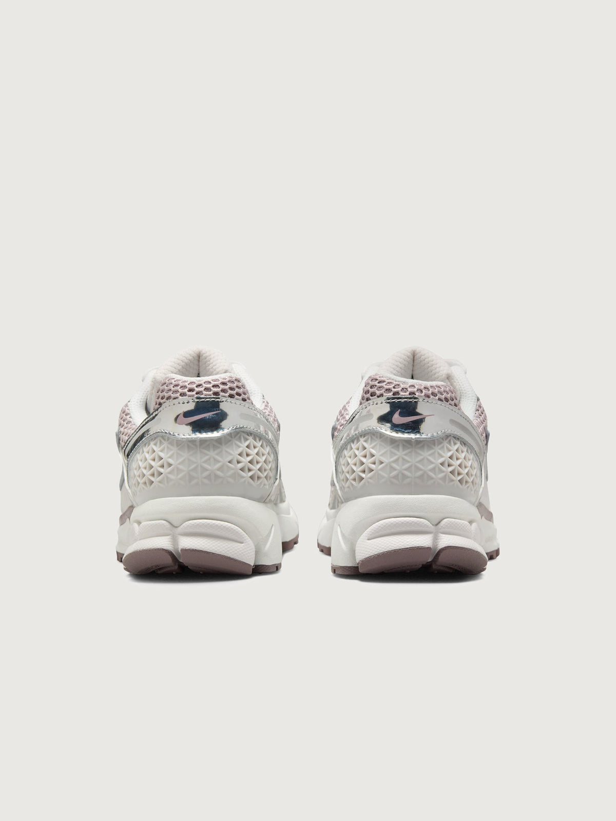 Nike Zoom Vomero 5 - Vast Grey/ Metallic silver