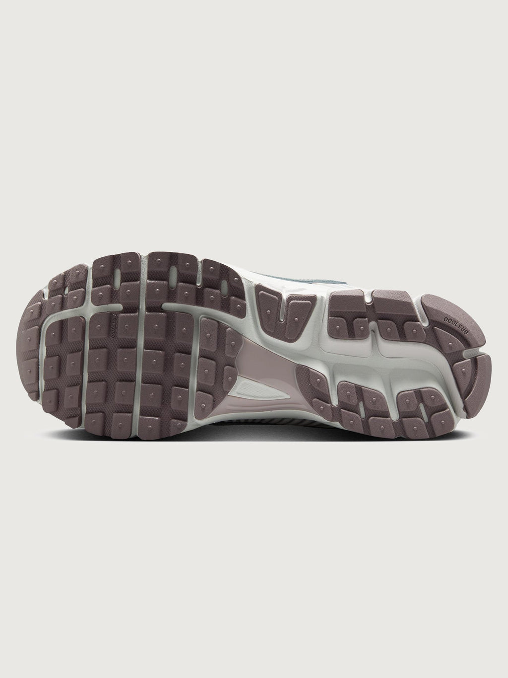 Nike Zoom Vomero 5 - Vast Grey/ Metallic silver