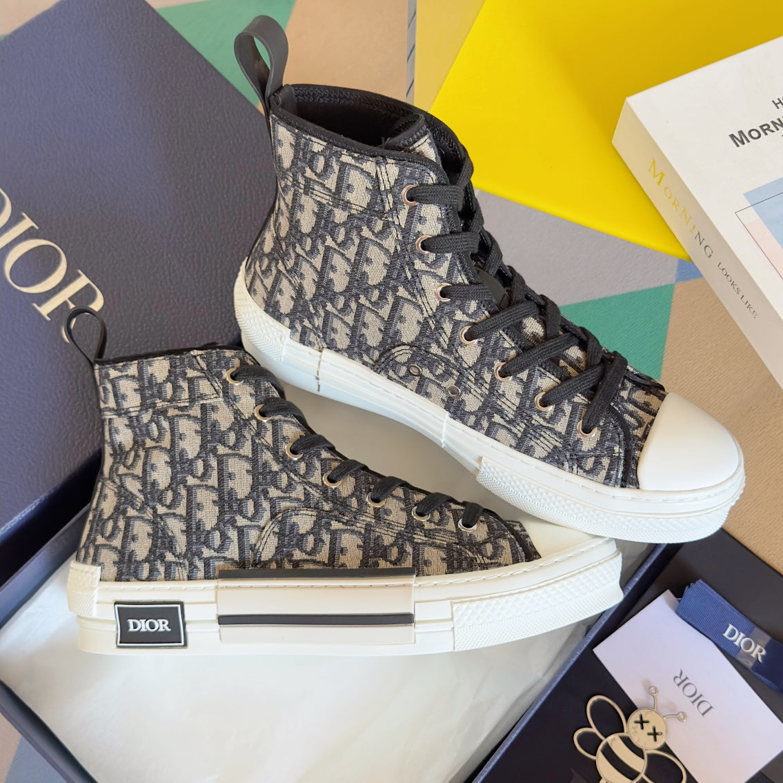 Dior b23