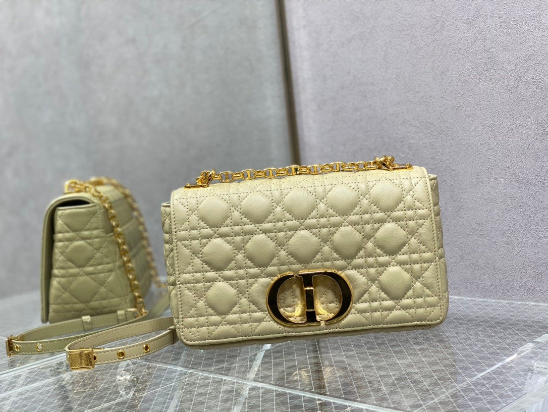 medium caro 25.5 light yellow calfskin