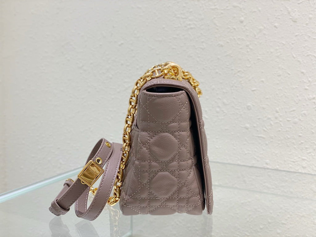 medium caro 25.5 warm taupe calfskin