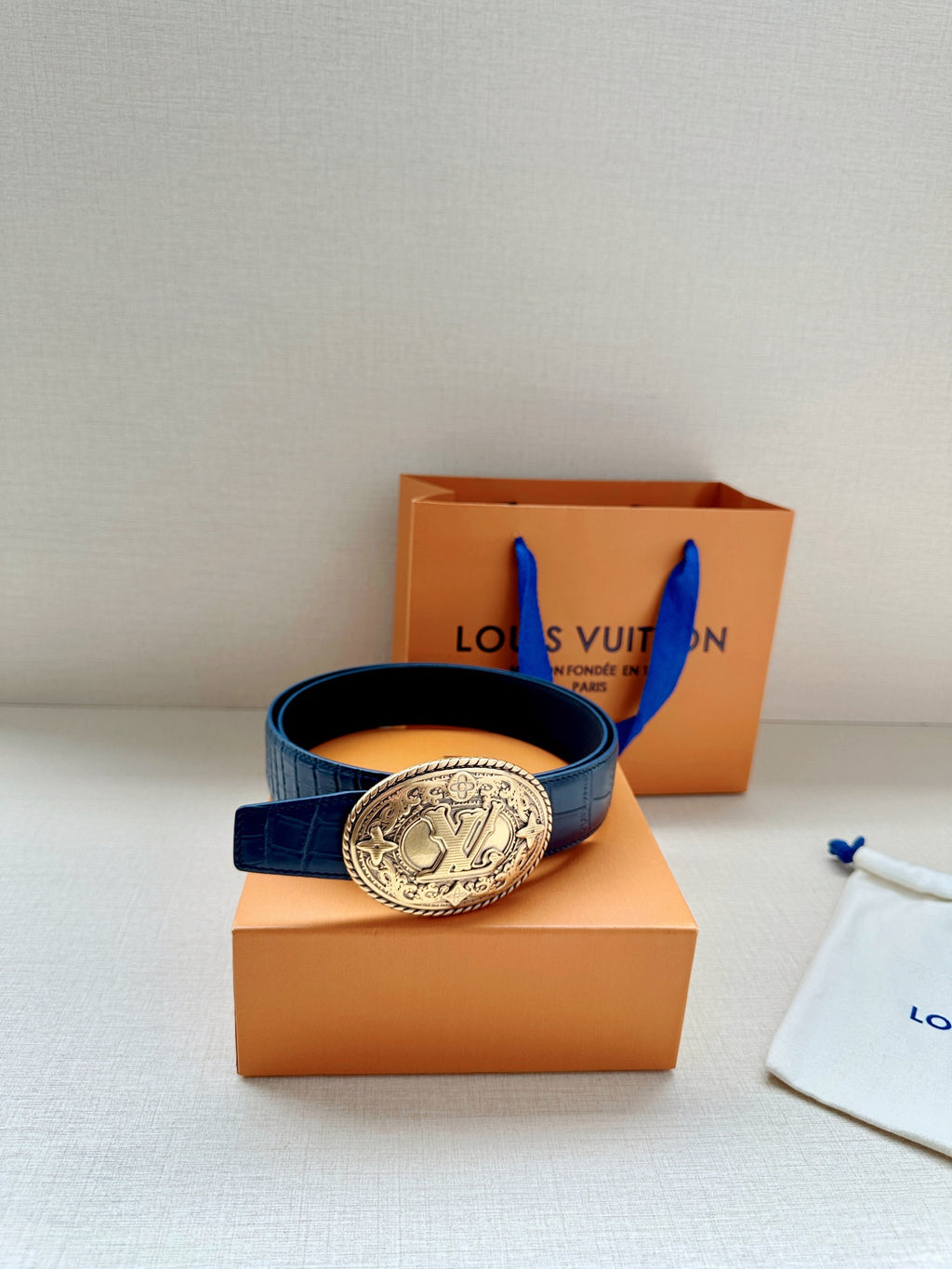 Louis Vuitton LV Western 35MM Reversible Crocodile Leather Belt Blue